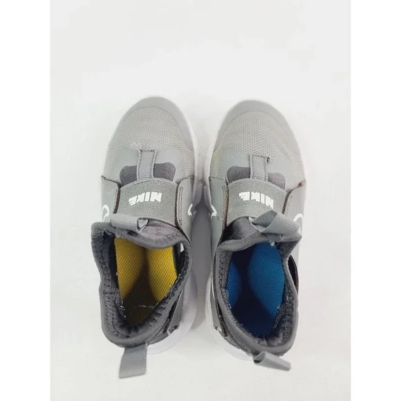 Nike Shoes, Velcro Strap, Boys Size 12C, Gray/White - Picture 3 of 9